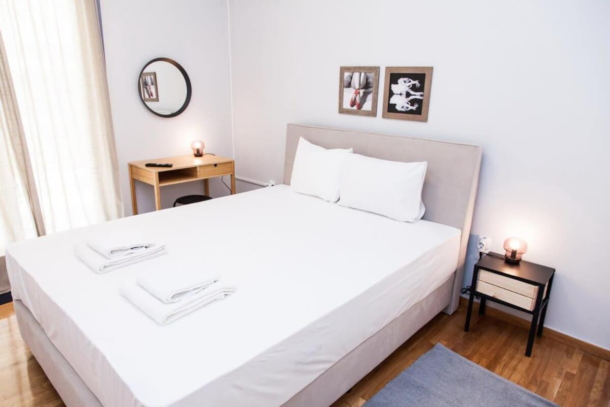 Modern Beauty In Central Area Athens Luaran gambar